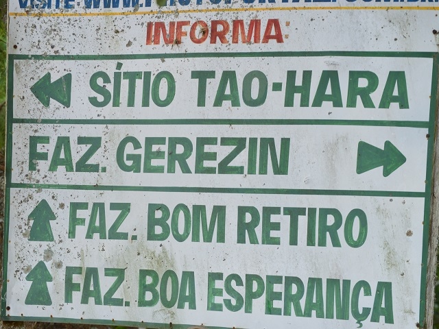 Gerezim Fazenda Signpost